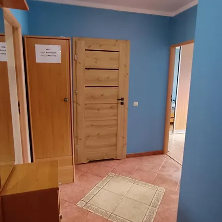 Radzikowskiego 100b *