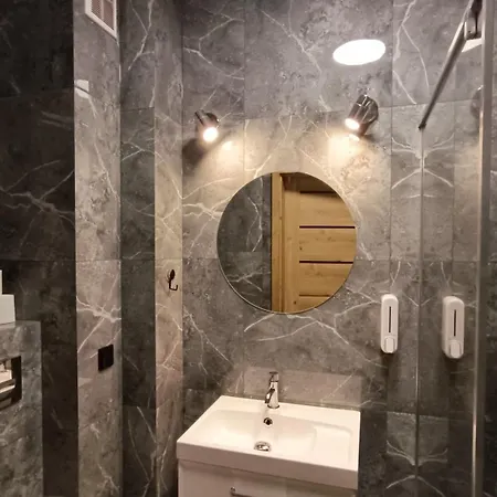 Radzikowskiego 100b * קרקוב